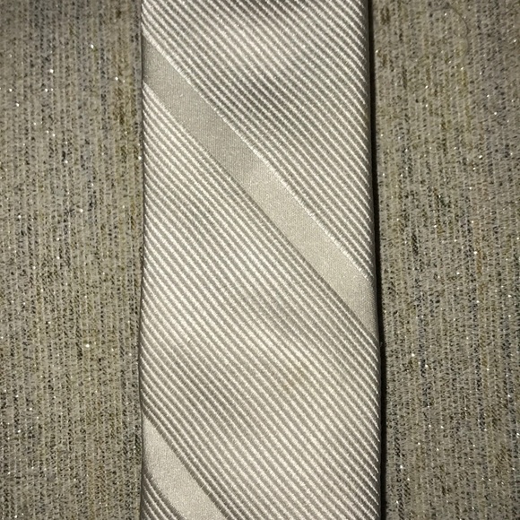 Express Men’s Skinny Tie - Picture 2 of 4